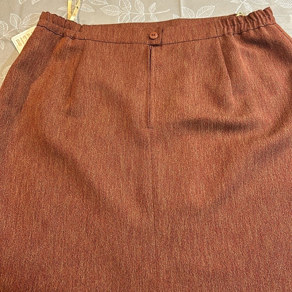Ladies Bellucia Skirt. - Picture 7 of 9